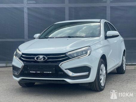 ВАЗ (Lada), Vesta, 1600, 106, бензин, седан, механика, передний привод, среднее состояние, левый, белый, 1 250 000 ₽