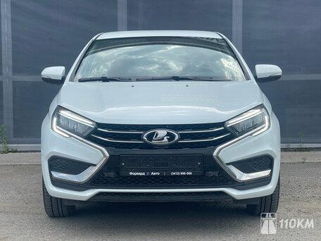 ВАЗ (Lada), Vesta, 1600, 106, бензин, седан, механика, передний привод, среднее состояние, левый, белый, 1 250 000 ₽
